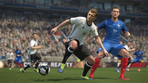 PS4 PES 2017 Game PS4 PES 2017 Game