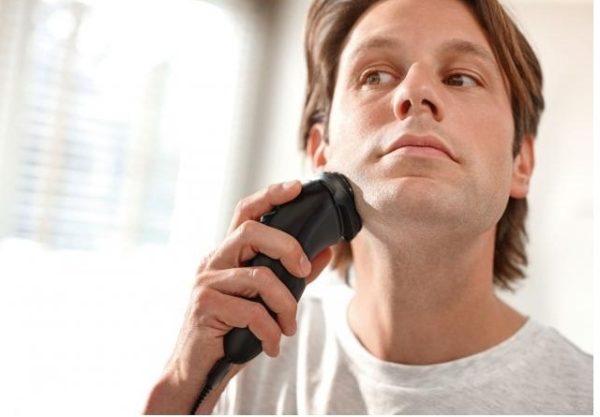 Philips Electric Shaver S111021 Philips Electric Shaver S111021