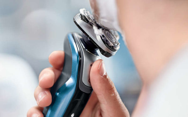 Philips Shaver Series 5000 Aqua Touch S542021 Philips Shaver Series 5000 Aqua Touch S542021