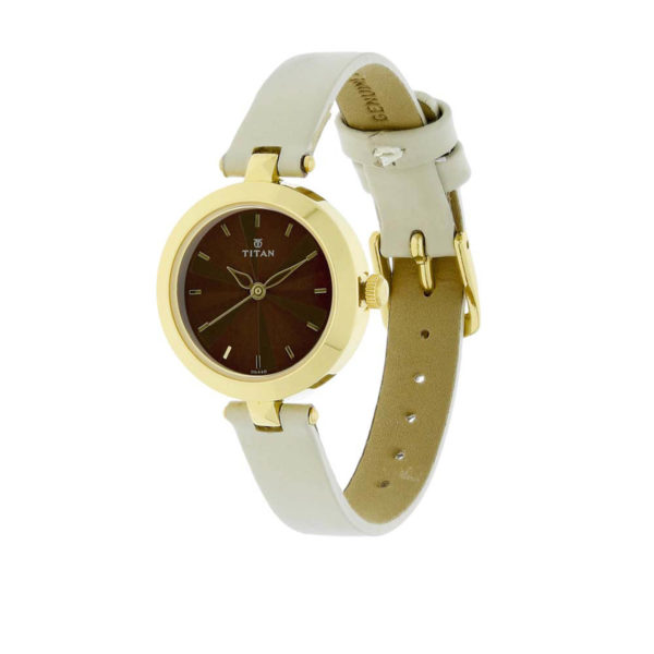 Titan 2574YL01 Karishma Q4 Women's Watch Titan 2574YL01 Karishma Q4 Women's Watch