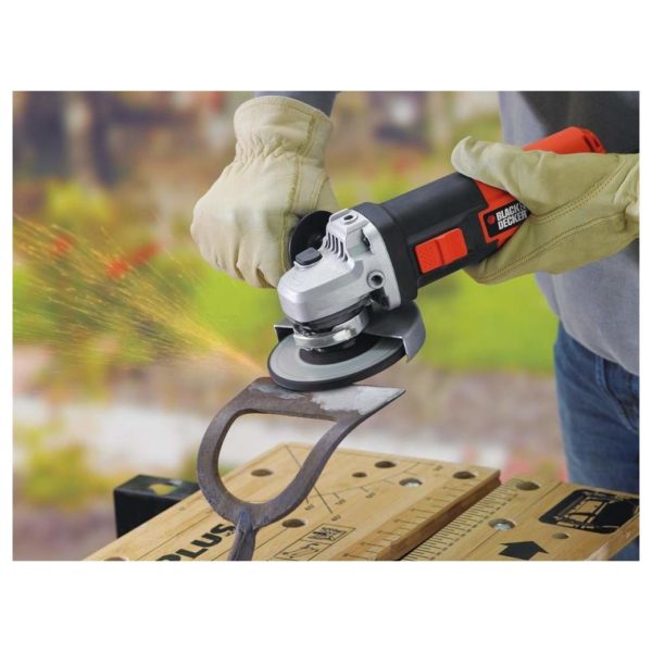 Black & Decker KG8215B5 Small Angle Grinder Black & Decker KG8215B5 Small Angle Grinder