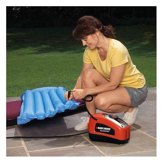 Black & Decker ASI300GB Air Inflator Black & Decker ASI300GB Air Inflator