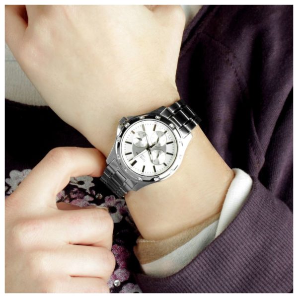 Casio SHE-3801D-7ADR Women's Wrist Watch Casio SHE-3801D-7ADR Women's Wrist Watch