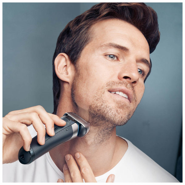 Braun Shaver Series 8 Silver Wet 8390CC Braun Shaver Series 8 Silver Wet 8390CC