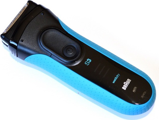 Braun Wet & Dry Series 3 Shaver W/ Micro Comb Technology 3040S Braun Wet & Dry Series 3 Shaver W/ Micro Comb Technology 3040S