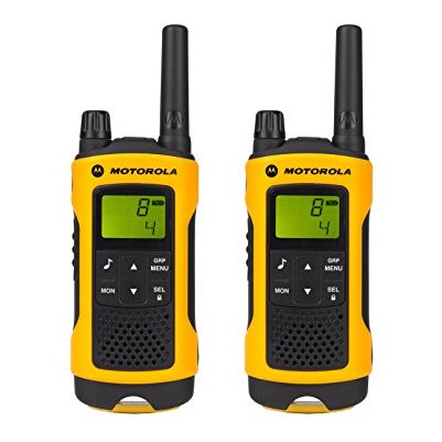 Motorola TLKRT80 P14MAB03A1AX Extreme Walkie Talkie Yellow Twin Pack & Charger Motorola TLKRT80 P14MAB03A1AX Extreme Walkie Talkie Yellow Twin Pack & Charger