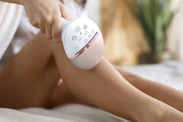 Philips Lumea IPL Hair Removal System BRI950 Philips Lumea IPL Hair Removal System BRI950