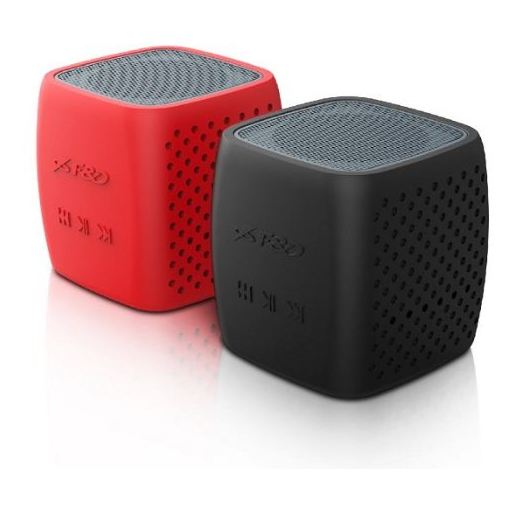 F&D Portable Bluetooth Speaker Black/Red W4 F&D Portable Bluetooth Speaker Black/Red W4