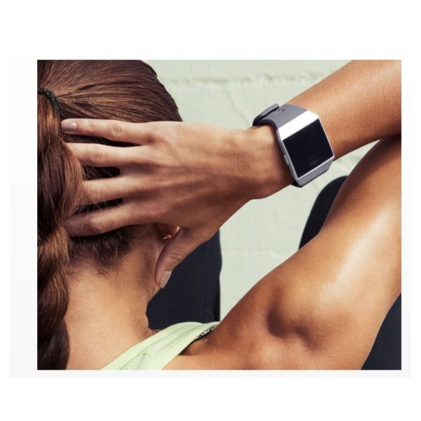 fitbit ionic charcoal grey