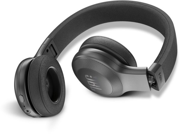 JBL Over Ear Headphone Black E45BT JBL Over Ear Headphone Black E45BT