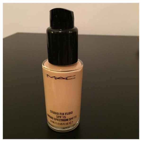 mac studio fix foundation nc25