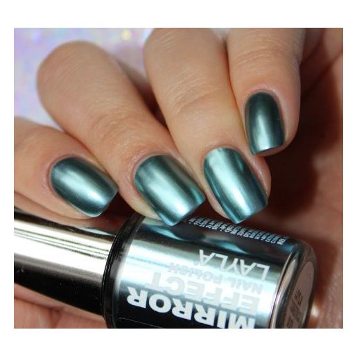 Layla Mirror effect Nail Polish Titanium Sky 004 Layla Mirror effect Nail Polish Titanium Sky 004
