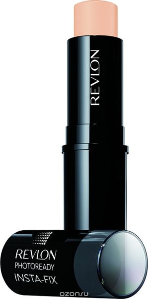 Revlon Foundation Ivory 110 Revlon Foundation Ivory 110