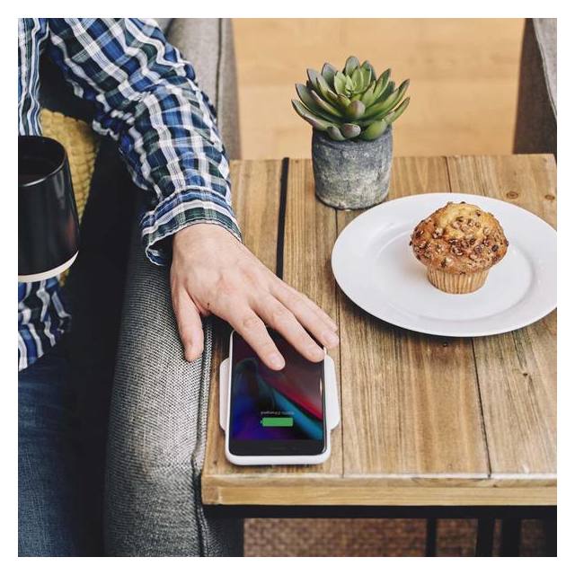 Futura X – Thinnest Wireless Charging Pad White