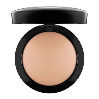 MAC Skinfinish Natural Mineralize Medium Dark Powder MAC Skinfinish Natural Mineralize Medium Dark Powder