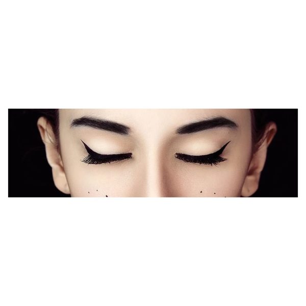 Artista Masterpiece Liquid Black Matte Eyeliner Artista Masterpiece Liquid Black Matte Eyeliner