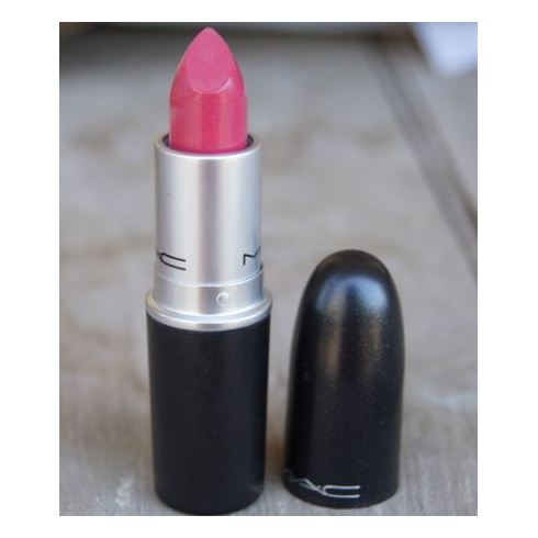 Mac Lustering Lustre Liptick Mac Lustering Lustre Liptick