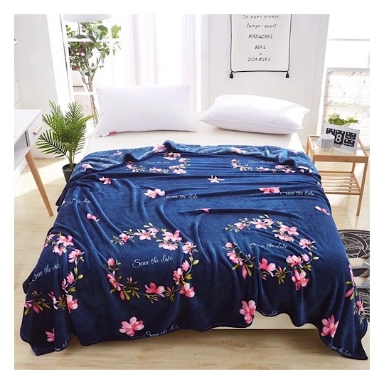 Double Size Cozy Fleece Blanket Floral Design