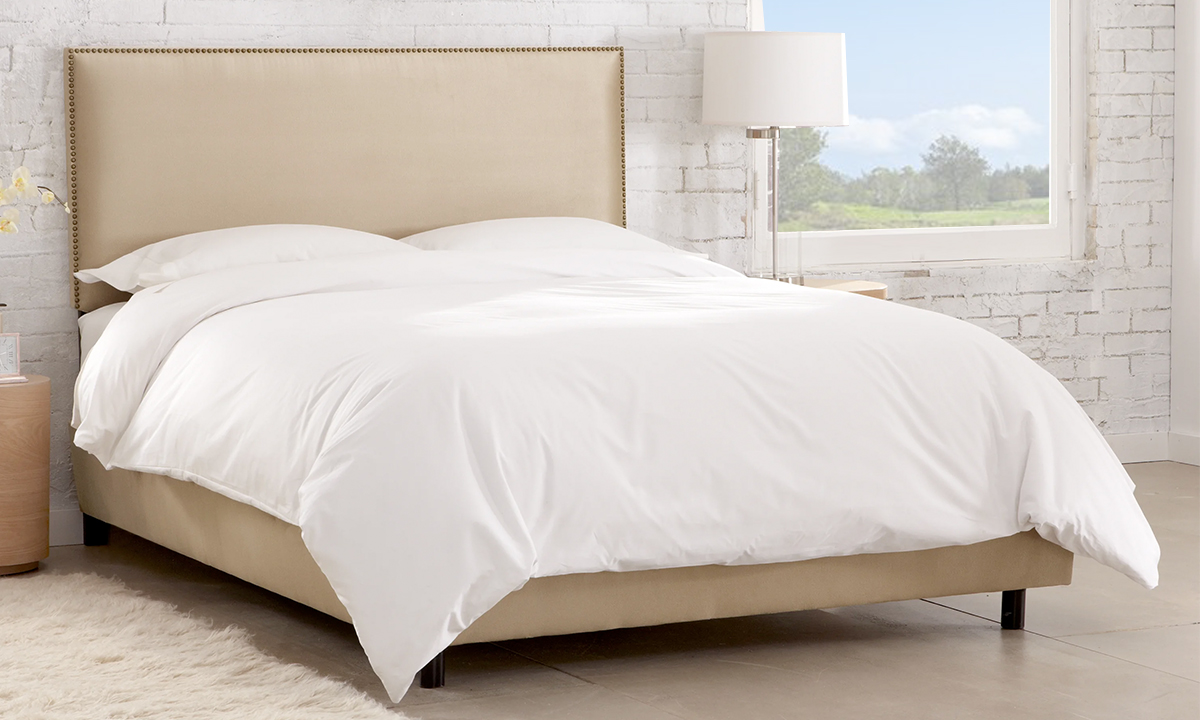Burling Nail Button Border Bed in Micro-Suede Chocolate King Oatmeal