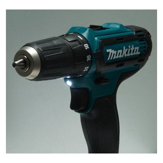 Makita DF331DWAE 12V Li-Ion Drill Driver Makita DF331DWAE 12V Li-Ion Drill Driver
