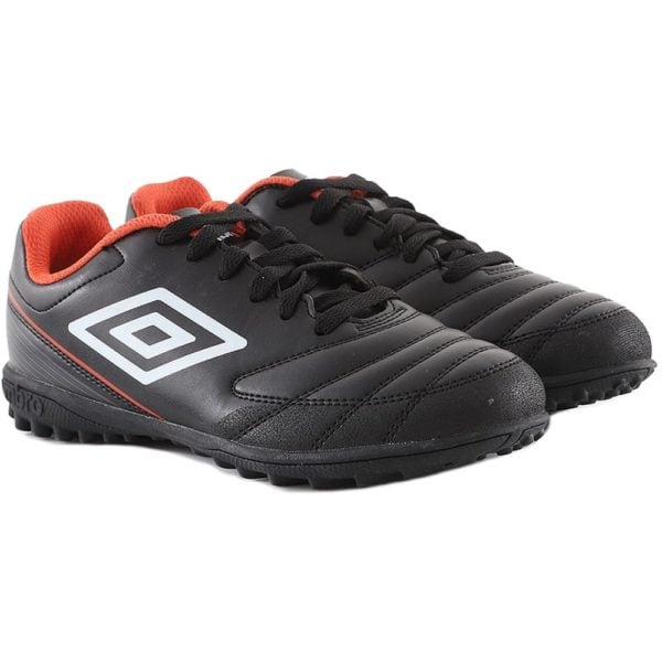 umbro shoes price